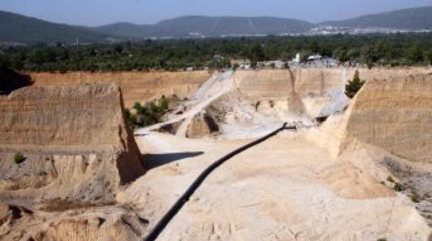 Muğla'da kanalizasyon &ccedil;alışmaları bitirilemiyor