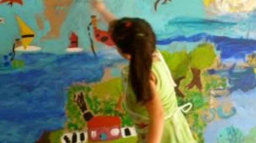 Karag&ouml;z Sanat Evi sergiye hazırlanıyor