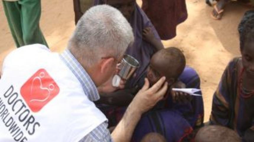 Doktor vekiller yardıma gittikleri Kenya&rsquo;dan d&ouml;nd&uuml;