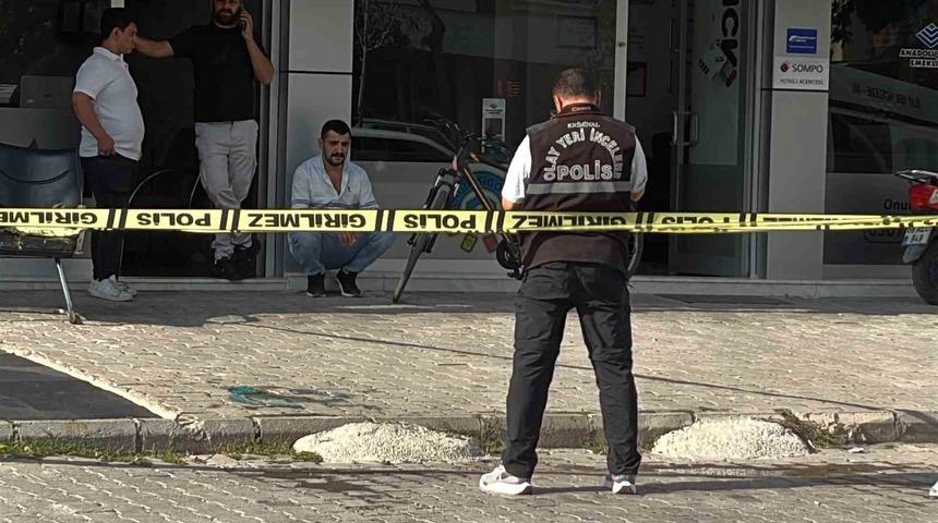 Aksaray&rsquo;da 5. kattan d&uuml;şen adam hayatını kaybetti