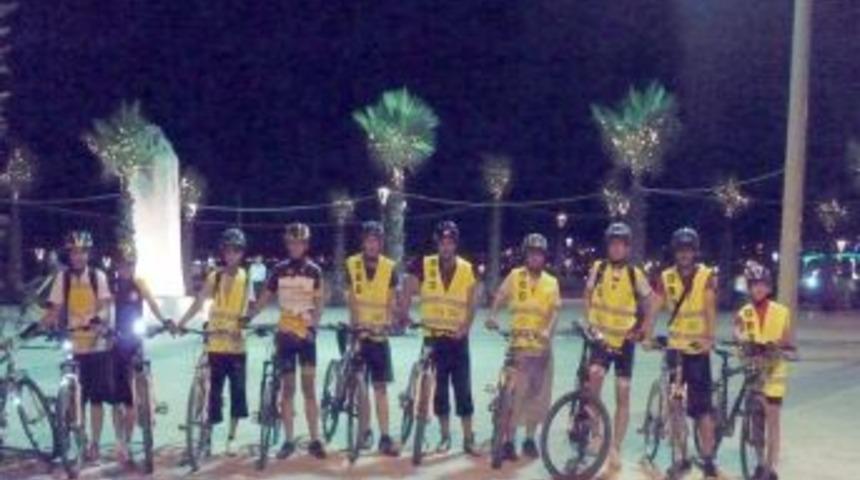 İftardan teravihe kadar bisiklet s&uuml;rd&uuml;ler