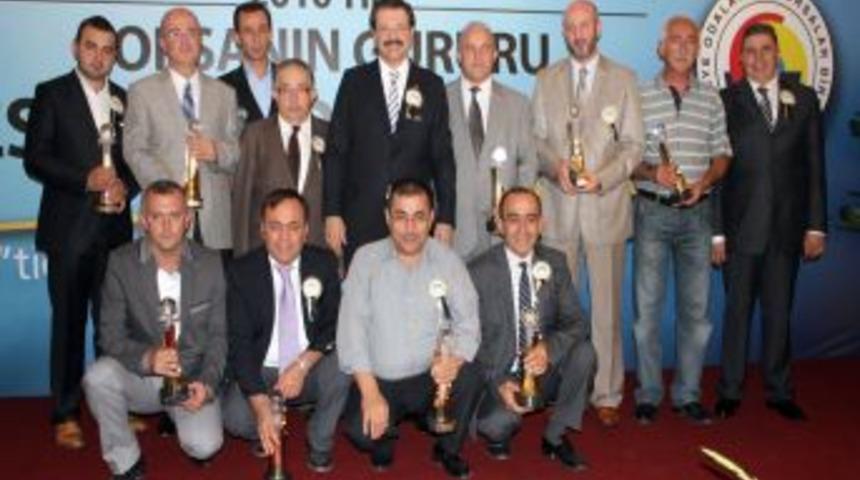 Tescil rekortmenleri &ouml;d&uuml;l t&ouml;reninde Afrika &uuml;lkelerine yardım &ccedil;ağrısı yapıldı