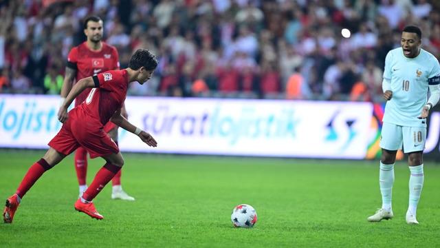 Milli maçta Kylian Mbappe'den Arda Güler'e tepki çeken hareket