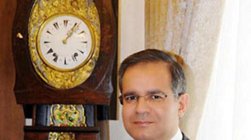 Vali ile k&ouml;yl&uuml;ler arasında saat krizi