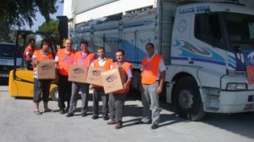 İzmir&rsquo;den Somali'ye 140 ton kuru gıda g&ouml;nderildi