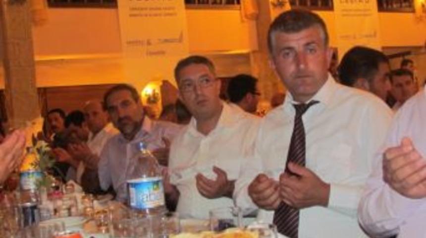 &Ccedil;erkezk&ouml;yl&uuml; İşadamları, &Ccedil;ESİAD'ın iftarında buluştu