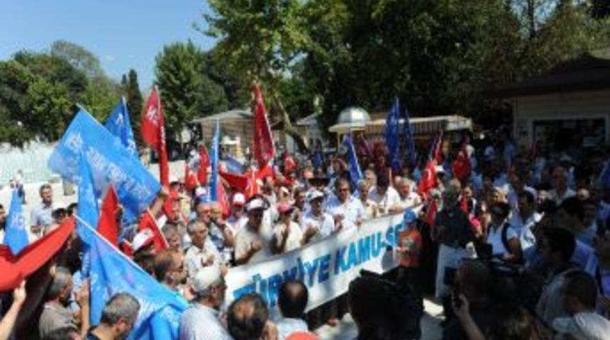 Ey&uuml;p'te ter&ouml;r protestosu