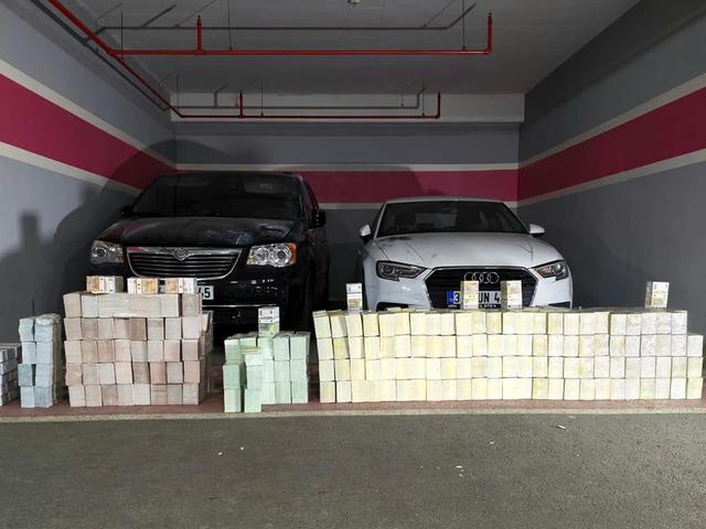 'Vanlı Kara Haydar'a yeni operasyon: İki ara&ccedil;tan servet &ccedil;ıktı! 