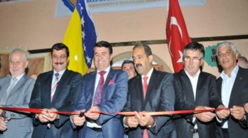 Bosnalılar, k&uuml;lt&uuml;rlerini Ke&ccedil;i&ouml;ren&rsquo;e taşıdı