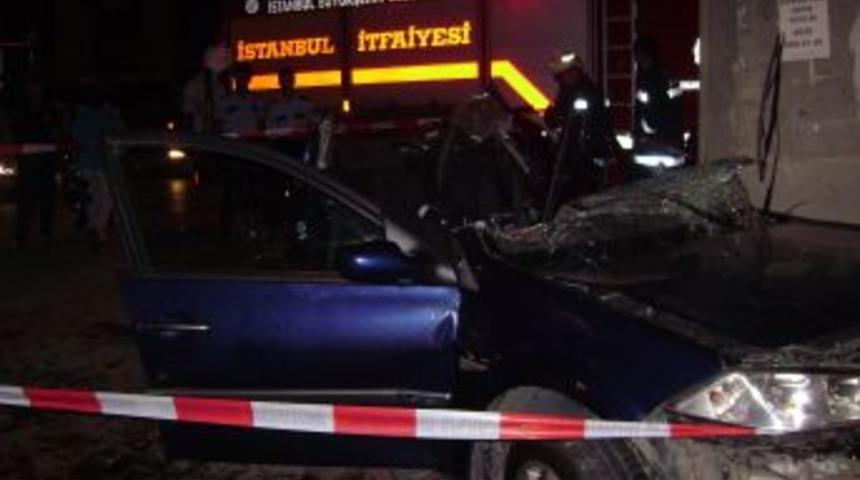 Halı saha ma&ccedil;ından d&ouml;nen gen&ccedil;ler kaza yaptı: 4 &ouml;l&uuml;, 1 yaralı