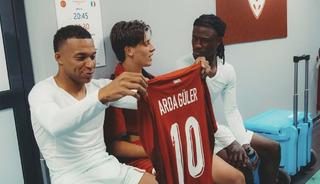 Mbappe ve Fransa Milli Takımı'ndan Arda G&uuml;ler paylaşımı