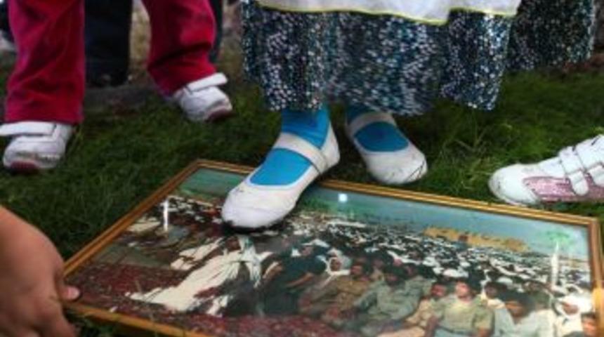 Muhalifler Trablus&rsquo;a girince, Ankara&rsquo;daki el&ccedil;iliğin bayrağı değişti