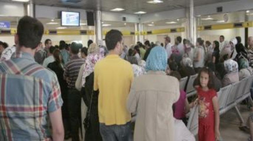 PTT'de yardım kuyruğu