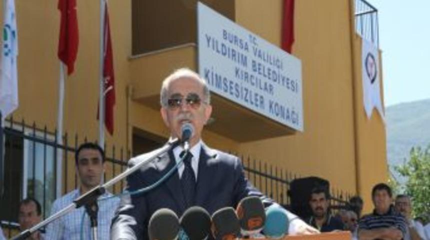 T&uuml;rkiye'nin ilk aylık Kimsesizler Konağı hizmete girdi