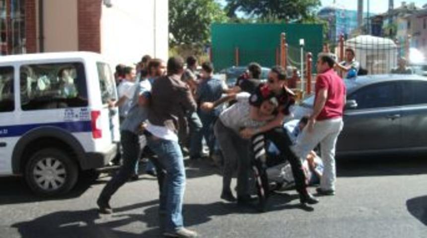 İş&ccedil;i Partililer AB Ofisini işgal etmek istedi