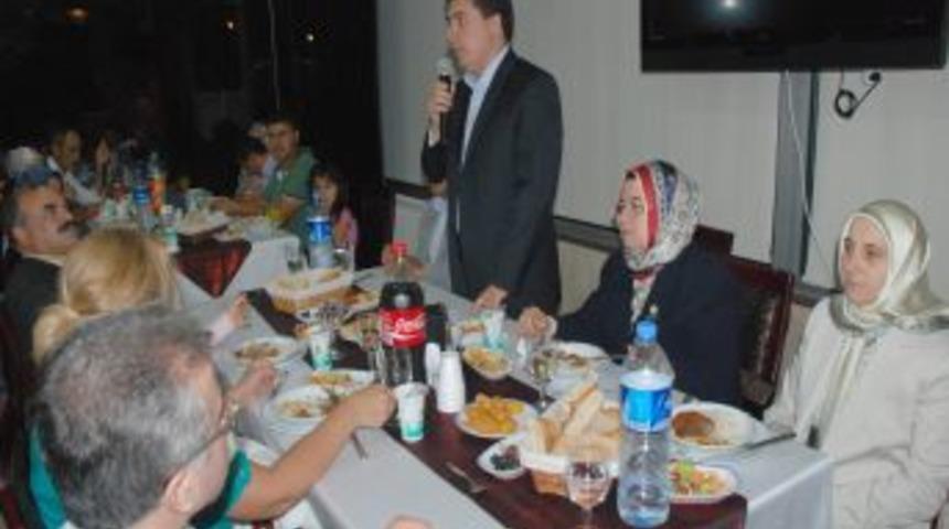 Vali Ahmet Cengiz’den şehit yakınları ve gazilere iftar