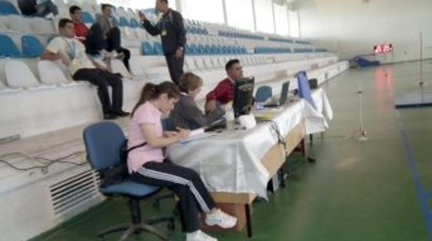 Sarıkamış Beden Eğitimi ve Spor Y&uuml;ksek Okulu  yetenek sınavı başladı