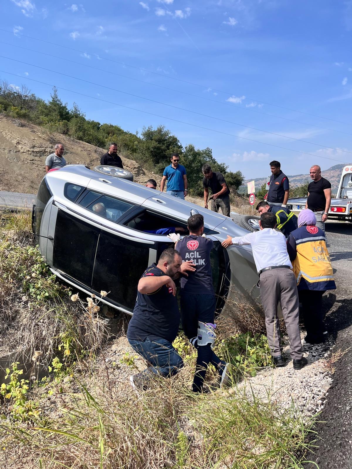 Osmaniye de otomobil devrildi, 1 kişi yaralandı 1
