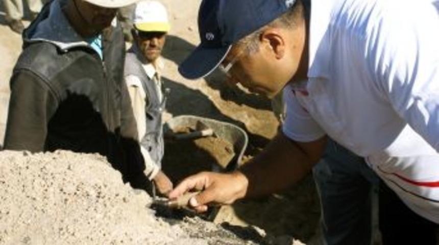 Vali &Ccedil;ift&ccedil;i, Seyit&ouml;mer H&ouml;y&uuml;ğ&uuml;'nde inceleme yaptı