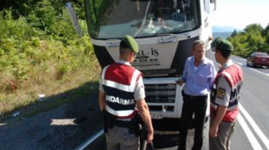 Kamyonda &ccedil;ıkan yangın korkuttu