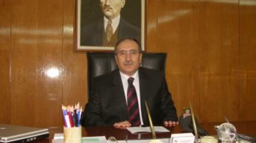 Vali Savaş: Bayramlar ulvi ve m&uuml;stesna g&uuml;nler