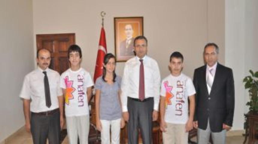 Anafen &ouml;ğrencileri Vali Demir&rsquo;i ziyaret etti