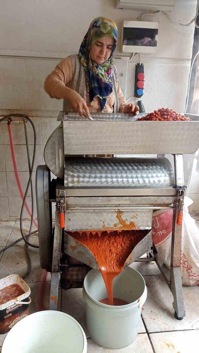 G&uuml;nler s&uuml;ren işlem dakikalara indi: Kuşburnu marmeladı zamanı 5