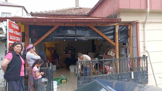 G&uuml;nler s&uuml;ren işlem dakikalara indi: Kuşburnu marmeladı zamanı 2