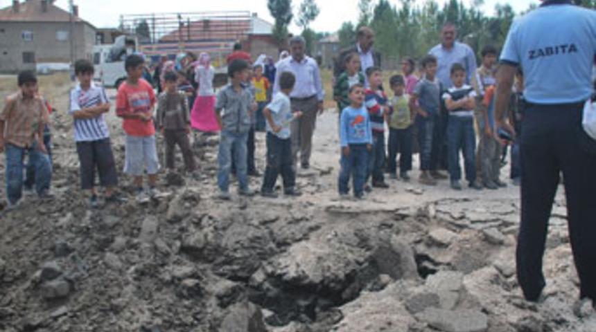 Polis aracını havaya u&ccedil;urmak istediler