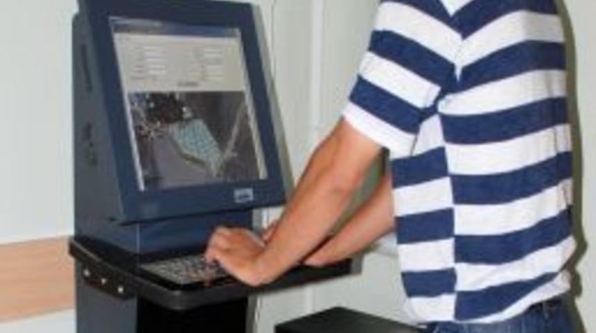 Vatandaş yakınlarının mezarını 'Kiosk'la bulacak