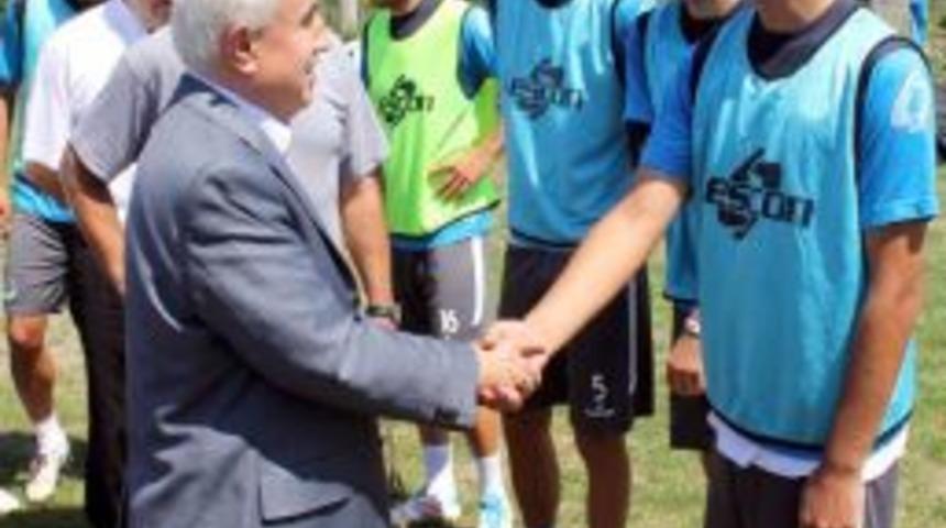 Giresun Valisi Şahin'den, Giresunspor'a moral ziyareti