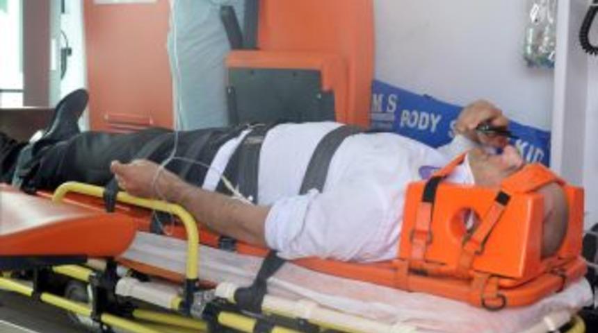 Edirne&rsquo;de trafik kazası: 2 kişi yaralandı