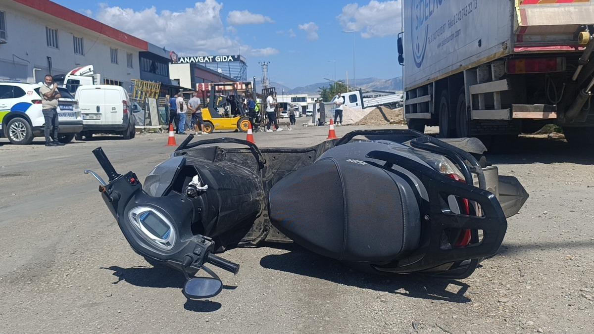 Para biriktirmek i&ccedil;in 15 g&uuml;nl&uuml;ğ&uuml;ne kurye olmuştu! İlk iş g&uuml;n&uuml;nde korkun&ccedil; kaza... 5