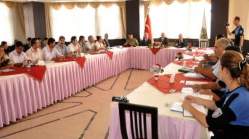 Kent G&uuml;venlik Danışma Kurulu'nda sokak &ccedil;ocuklarının durumu ele alındı