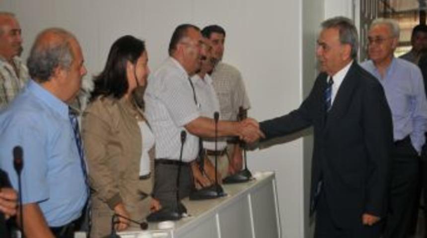 Başkan Kocaoğlu belediye personeliyle bayramlaştı