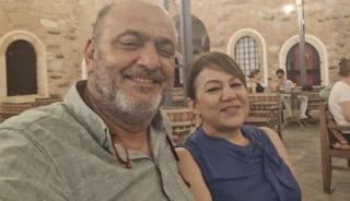Karı koca evlerinde silahla vurulmuş halde &ouml;l&uuml; bulundu