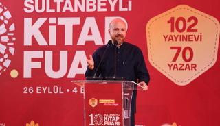 Bilal Erdoğan: "Kitap, b&uuml;t&uuml;n g&uuml;&ccedil;l&uuml; toplumların temelinin olmazsa olmazı"
