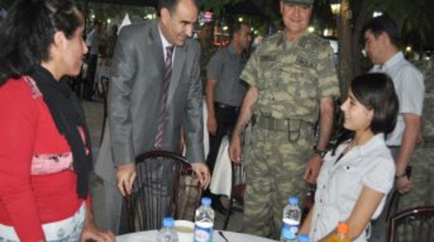 Şırnak Valiliği'nden şehit aileleri ve gazilere iftar yemeği