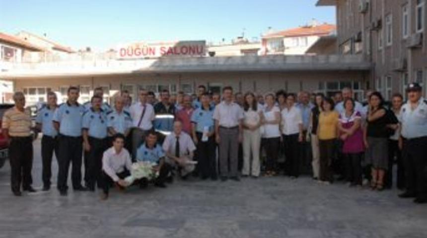 Gemlik Belediyesi memurlarına &ccedil;ifte bayram