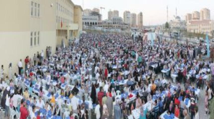 Kayaşehirliler aynı sofrayı paylaştı