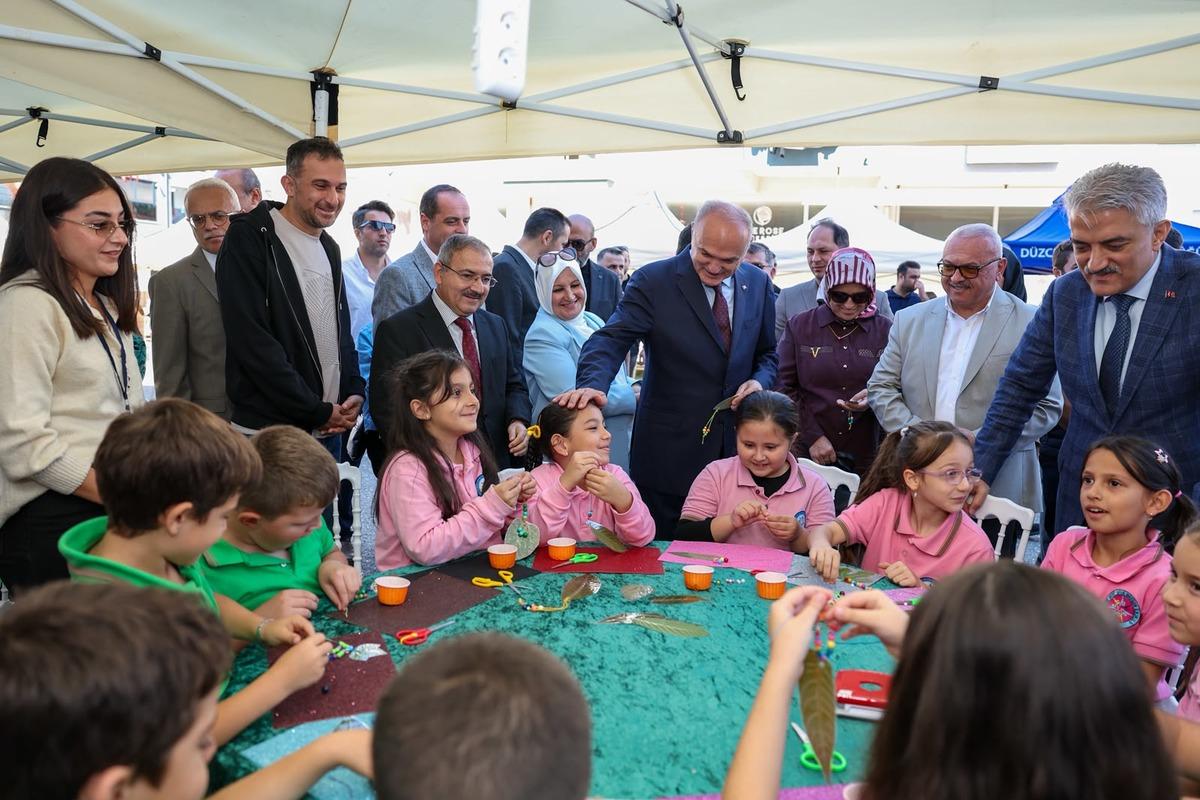D&uuml;zce de bilim meraklıları şenlikte buluştu 1