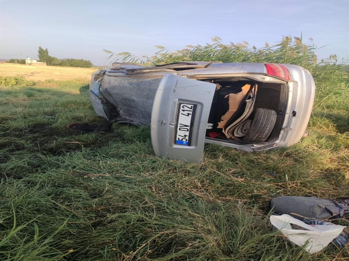Diyarbakır’da devrilen otomobildeki 4’ü çocuk, 9 kişi yaralandı 1