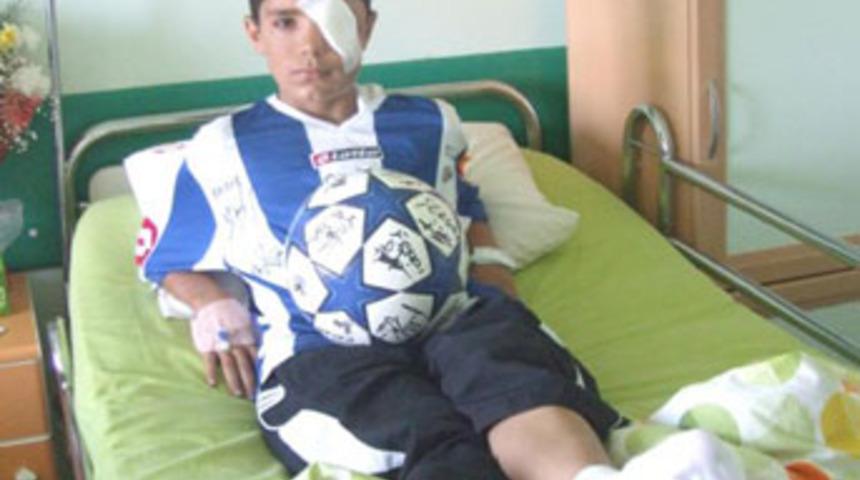 Fanatizm bir g&ouml;z&uuml;ne mal ldu