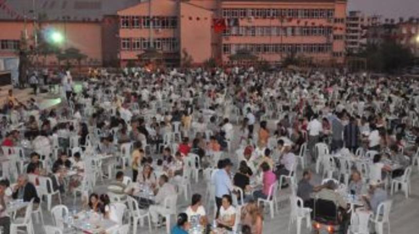 T&uuml;re: İftar yemekleri birlik ve beraberliğe vesile oluyor