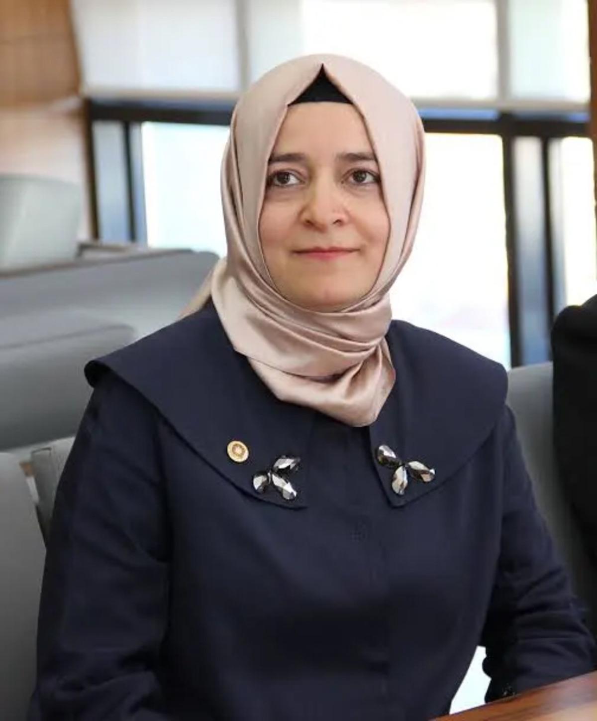 Son Dakika | AK Parti Genel Başkan Yardımcısı Fatma Bet&uuml;l Sayan Kaya g&ouml;revinden istifa etti 1