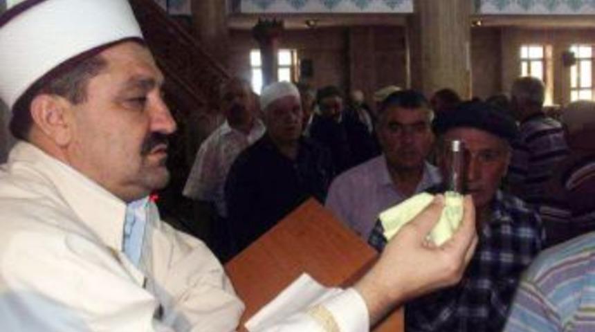 Vatandaşlar Sakal-ı Şerife b&uuml;y&uuml;k ilgi g&ouml;sterdi