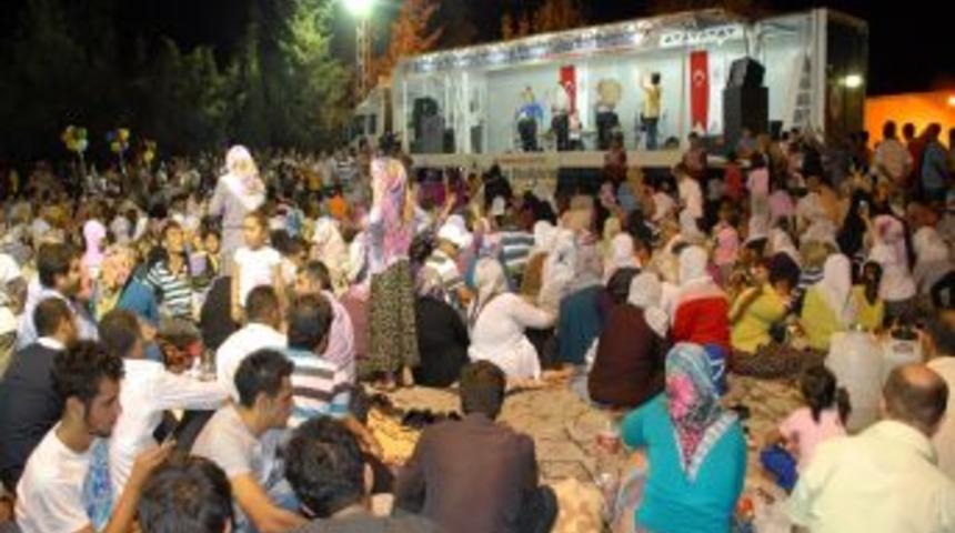 Abuzer Gaffari&rsquo;de ilahi ziyafeti