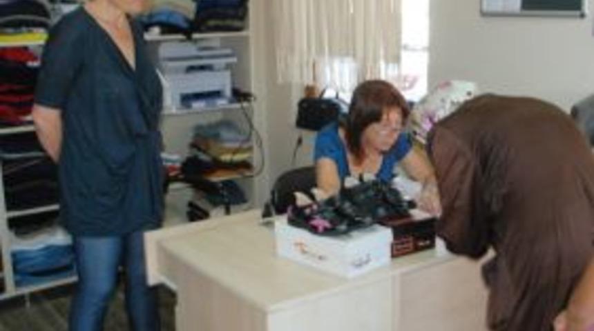 Neriman Posbıyık 150 &ccedil;ocuğu sevindirdi