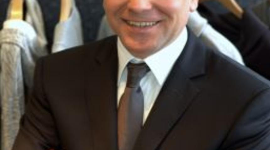 Egeli hazır giyimciler, Londra yolcusu