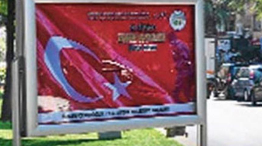 Aydın Belediyesi&rsquo;nden Atat&uuml;rk&rsquo;l&uuml; afiş gafı!